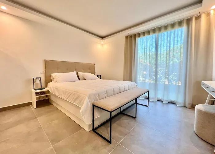 La Croisette, Yourhosthelper 생트막시메